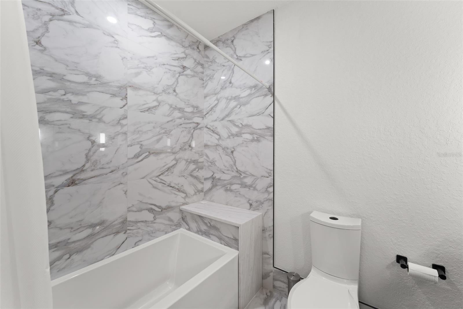 5243 ISLEWORTH COUNTRY CLUB DR, WINDERMERE, FL, 34786