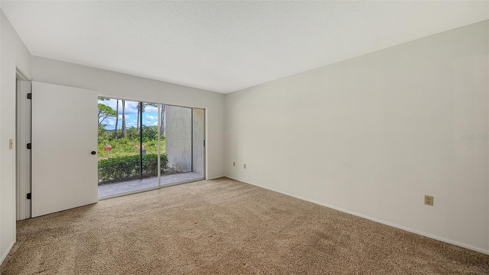 215 RUBENS DR #B, NOKOMIS, FL, 34275