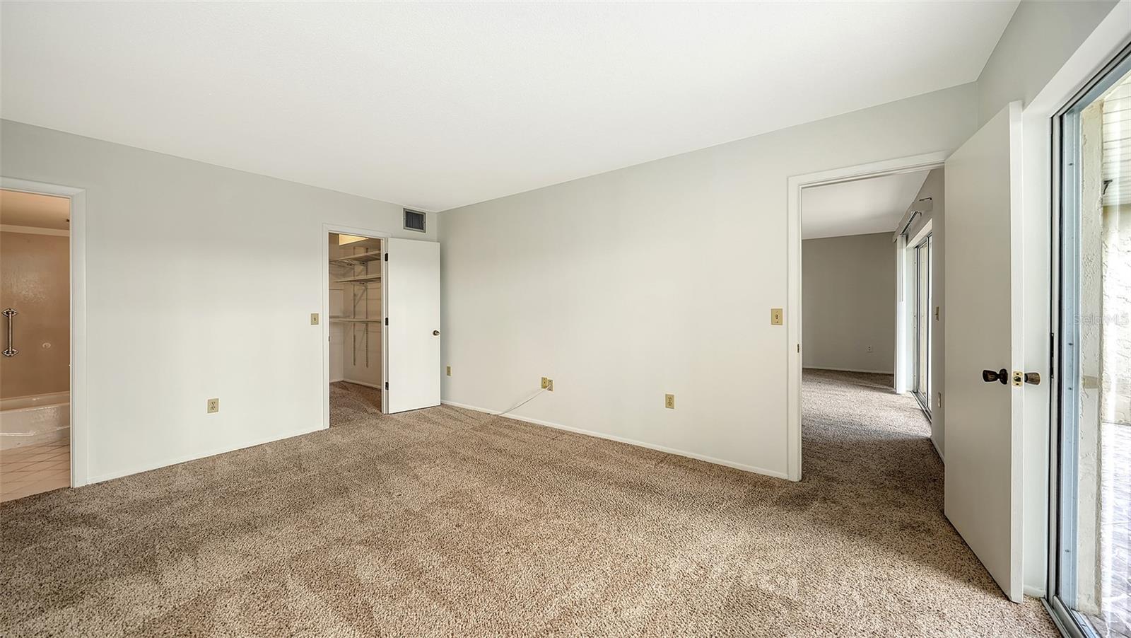 215 RUBENS DR #B, NOKOMIS, FL, 34275