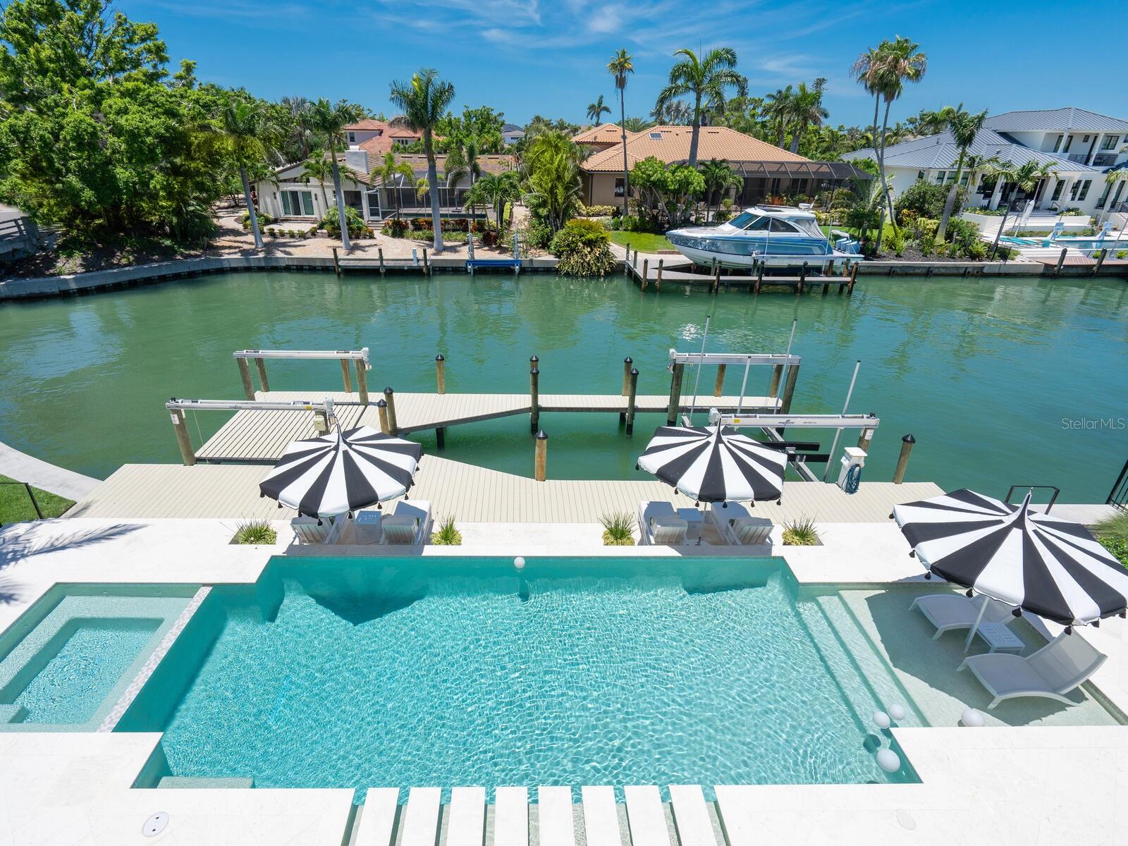 A4666605 Property Photo