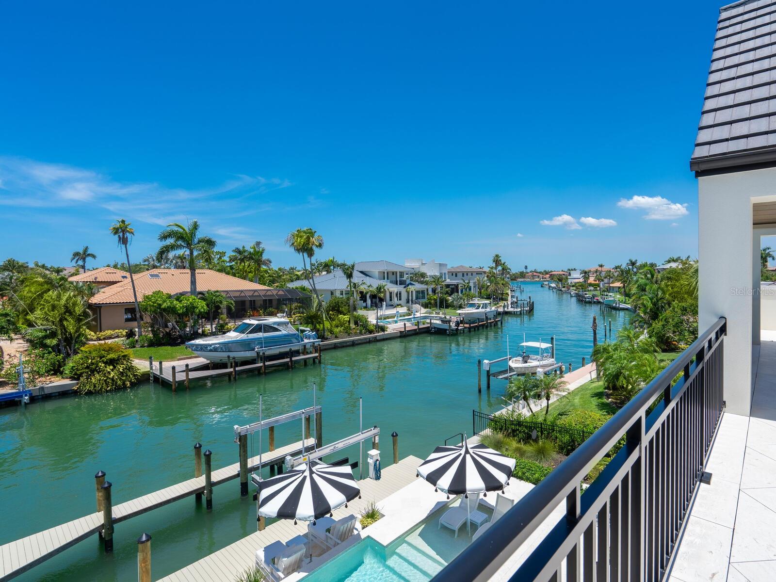 A4666605 Property Photo