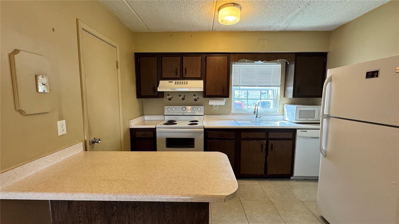 G5102652 Property Photo