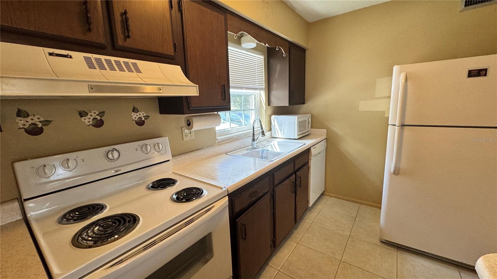 G5102652 Property Photo