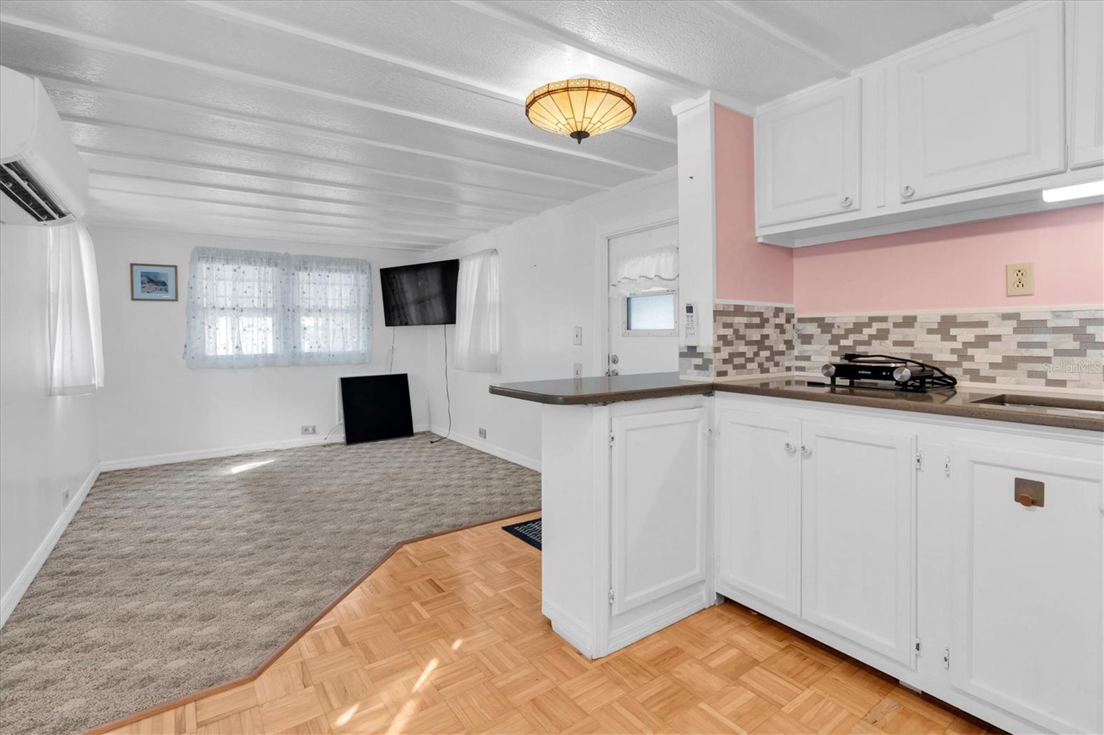 TB8432402 Property Photo