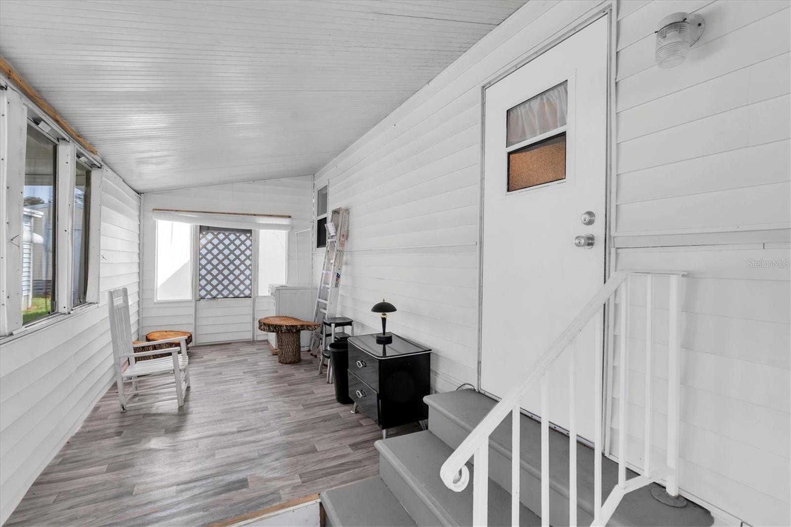 TB8432402 Property Photo