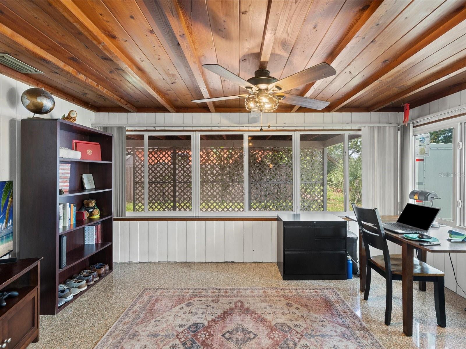 1038 53RD AVE N, ST PETERSBURG, FL, 33703