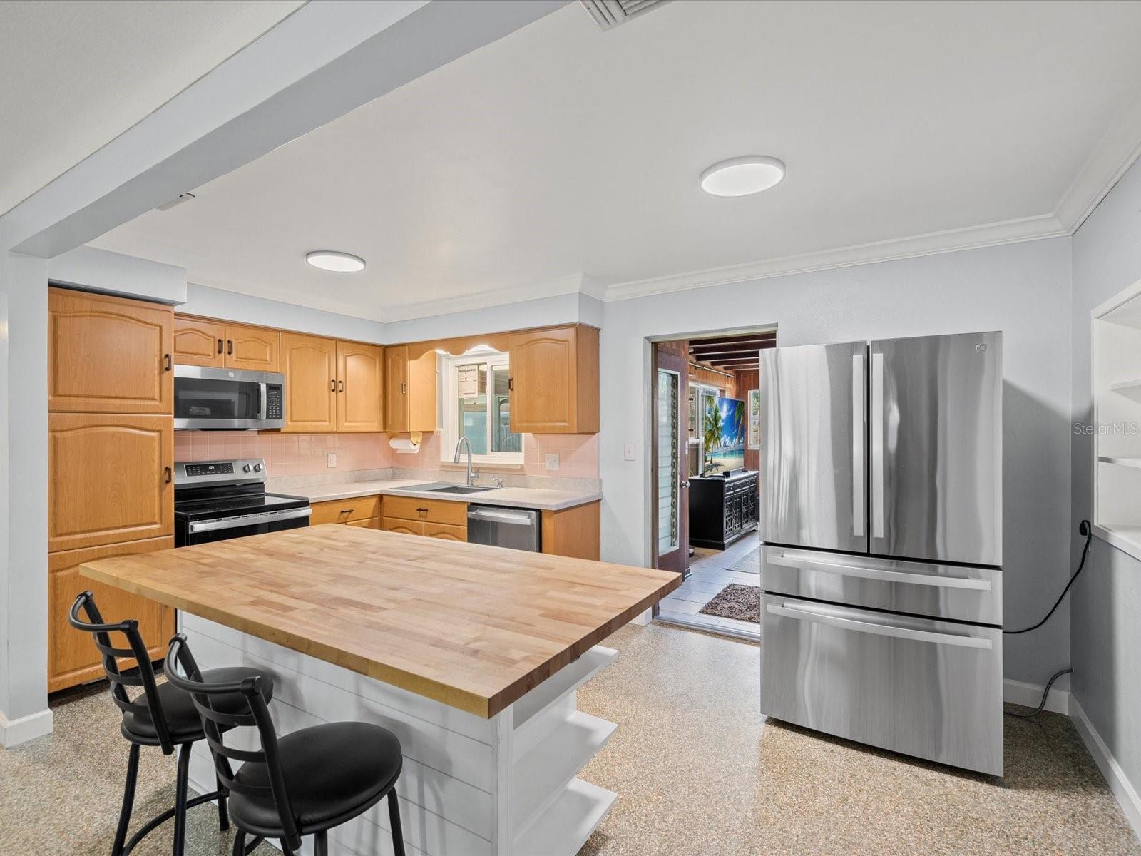 1038 53RD AVE N, ST PETERSBURG, FL, 33703