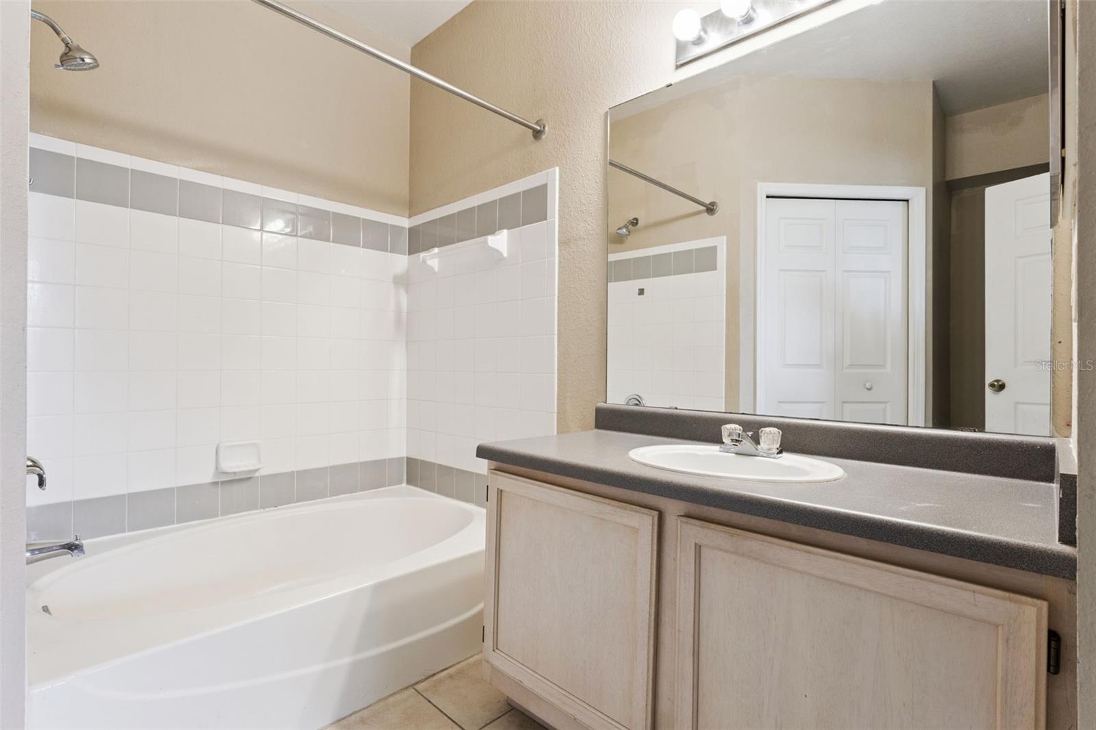 3446 SOHO ST #303, ORLANDO, FL, 32835