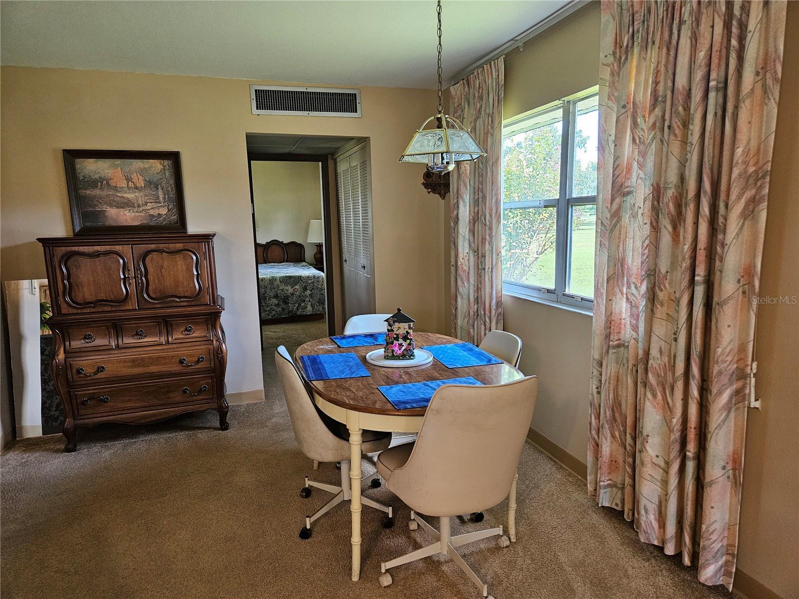 TB8432425 Property Photo