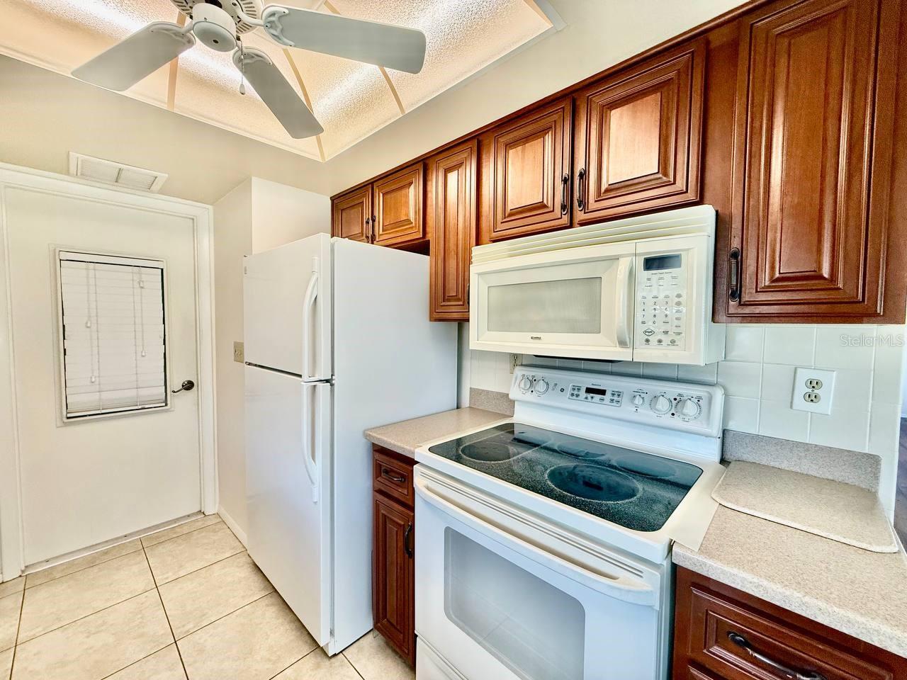 940 ROSEWOOD LN, PALM HARBOR, FL, 34684