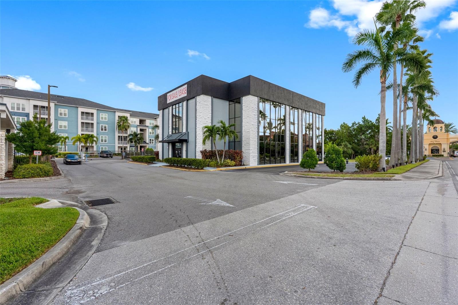 18401 US 19 N, CLEARWATER, FL, 33764