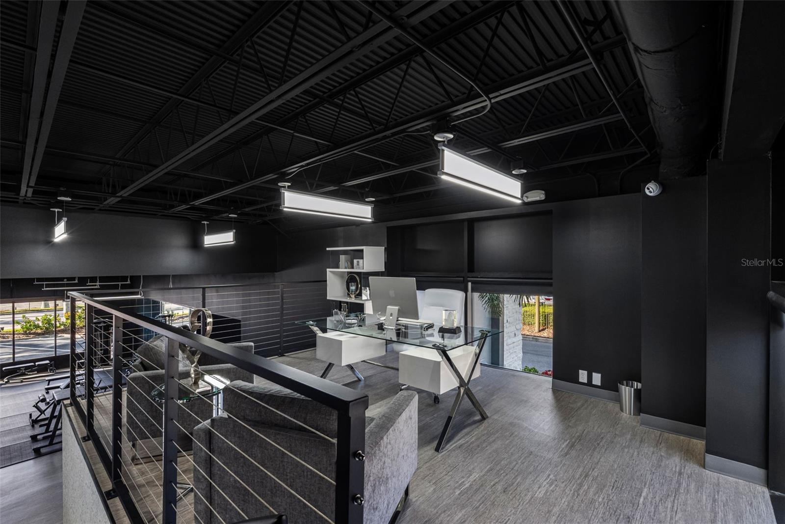 18401 US 19 N, CLEARWATER, FL, 33764