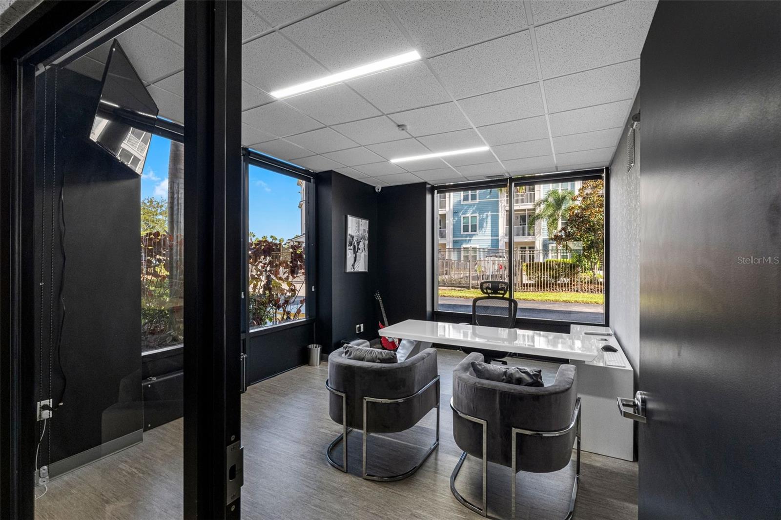 18401 US 19 N, CLEARWATER, FL, 33764