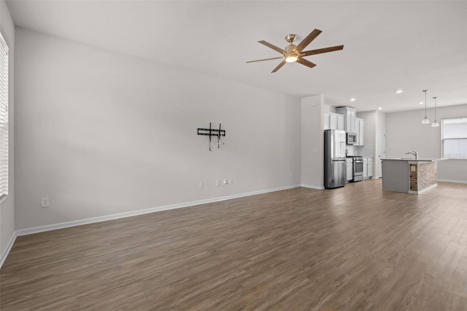 Living Room - view from front door