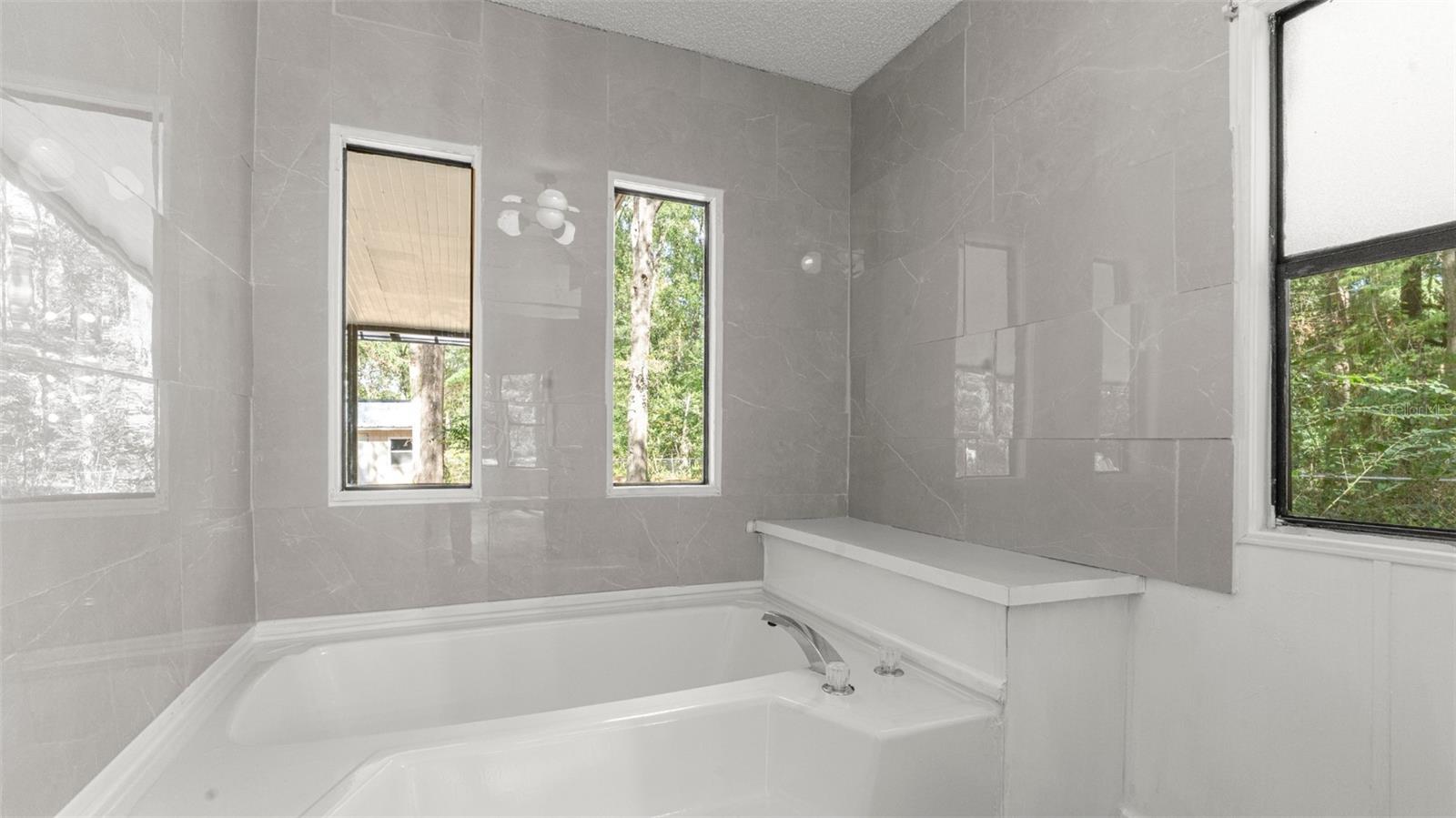 23488 NW 182ND AVE, HIGH SPRINGS, FL, 32643