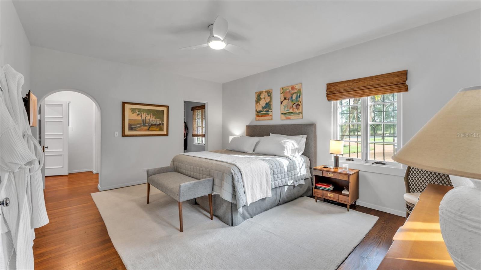 P4936490 Property Photo