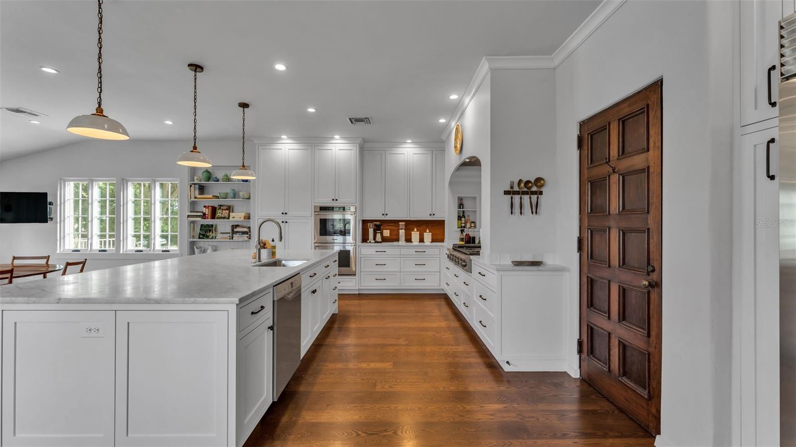 P4936490 Property Photo