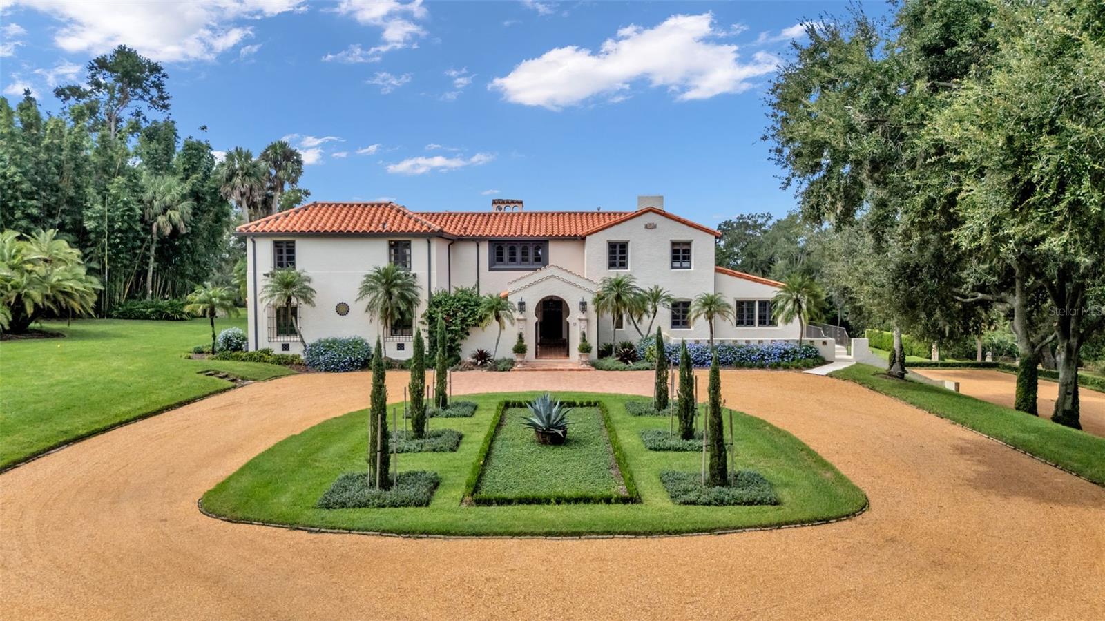 P4936490 Property Photo