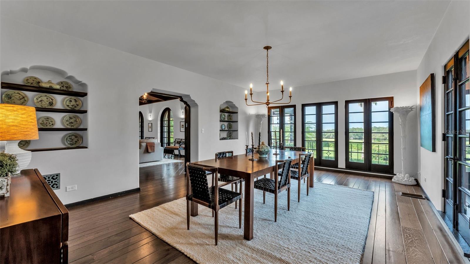 P4936490 Property Photo