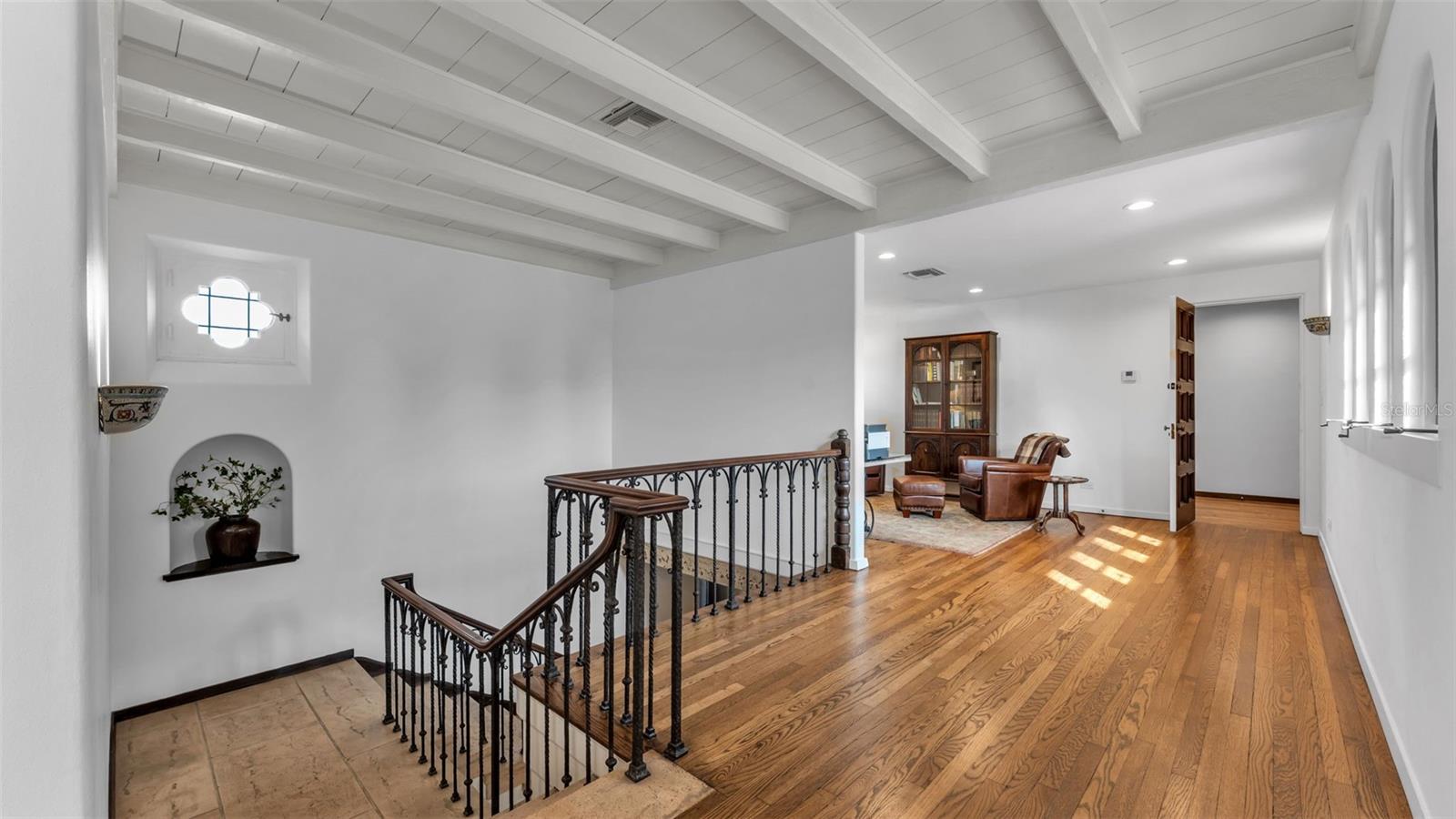 P4936490 Property Photo