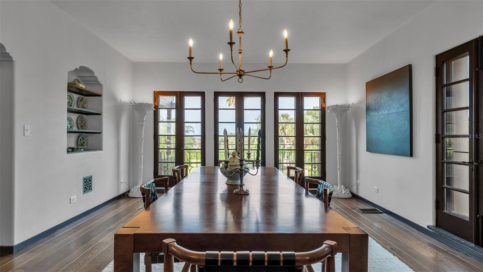 P4936490 Property Photo