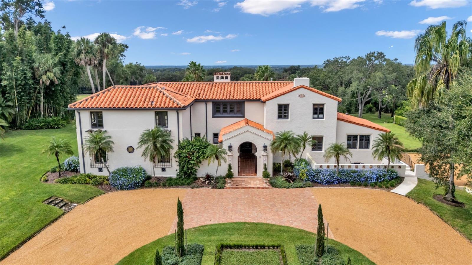 P4936490 Property Photo