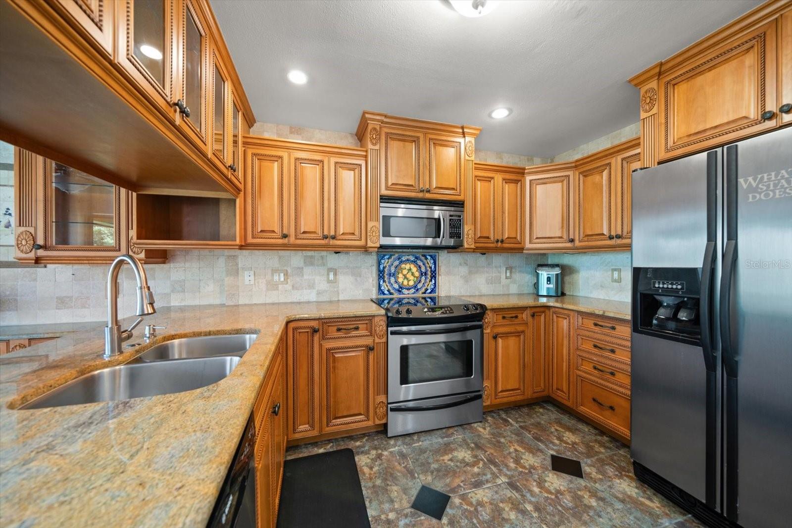 75 PELICAN PL, BELLEAIR, FL, 33756