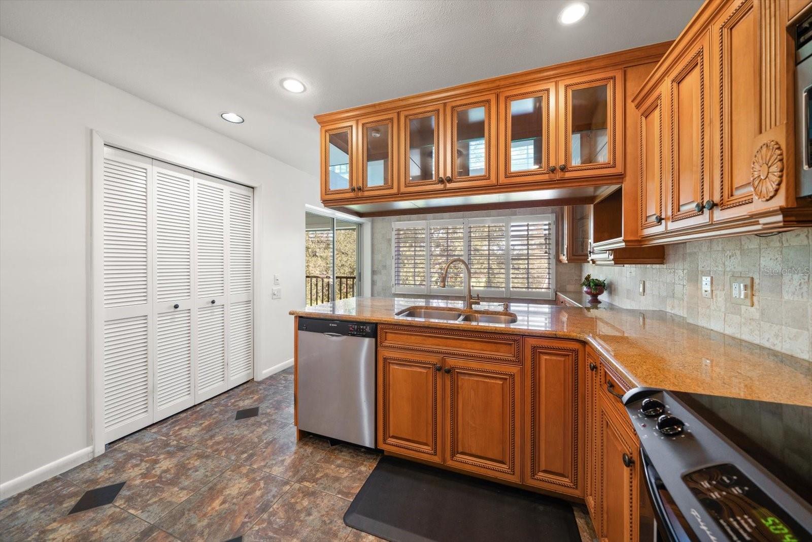 75 PELICAN PL, BELLEAIR, FL, 33756