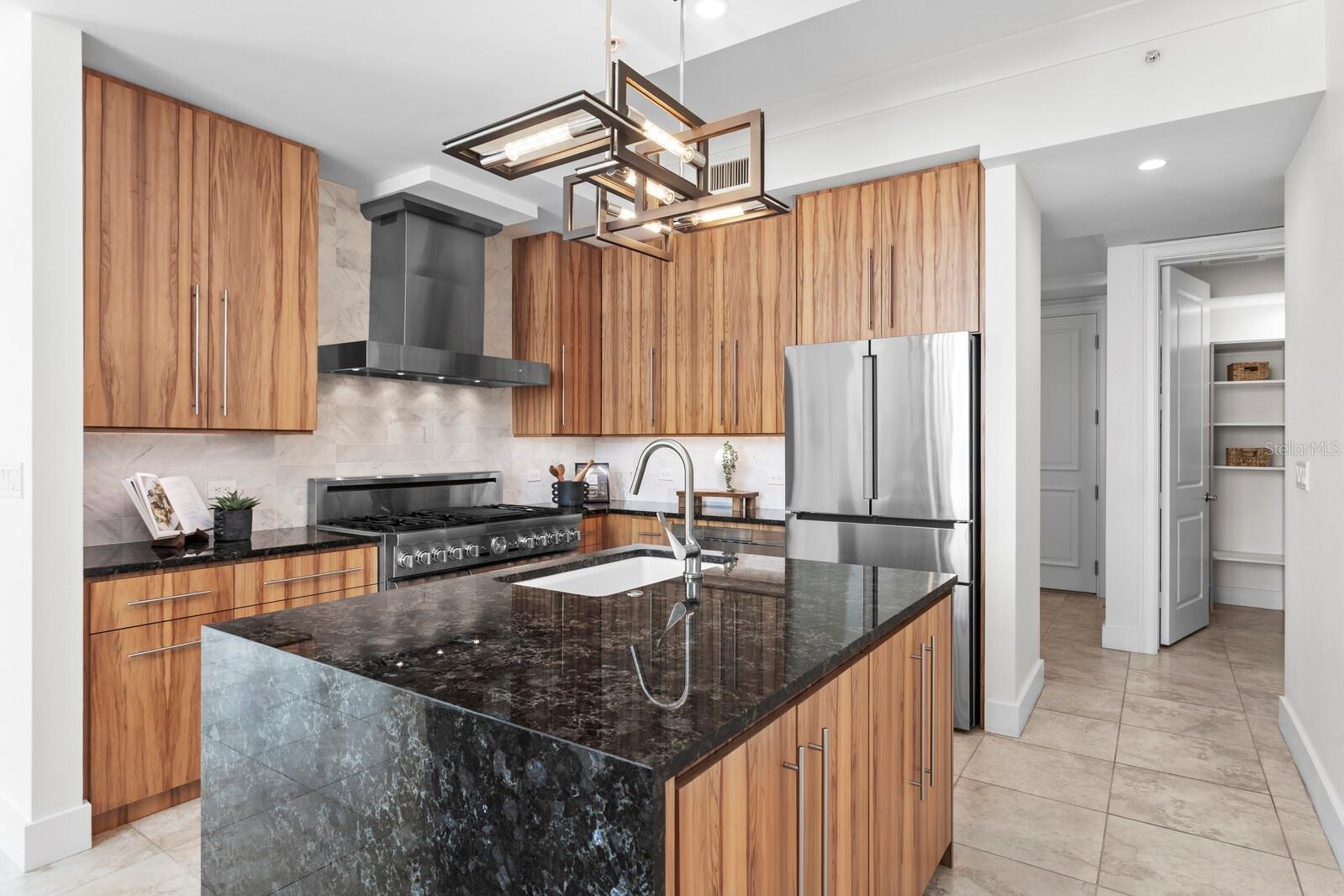 A4666660 Property Photo