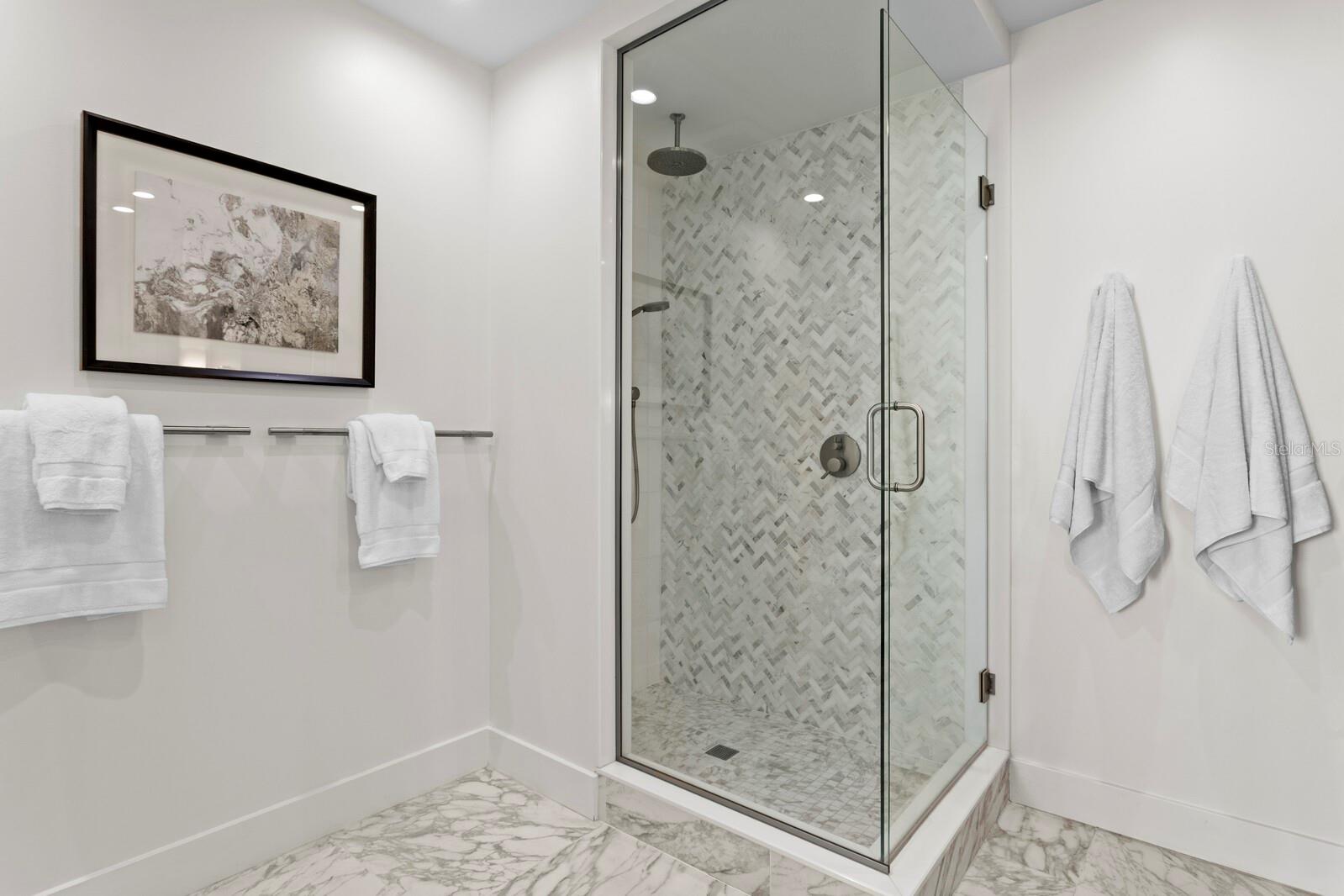 A4666660 Property Photo
