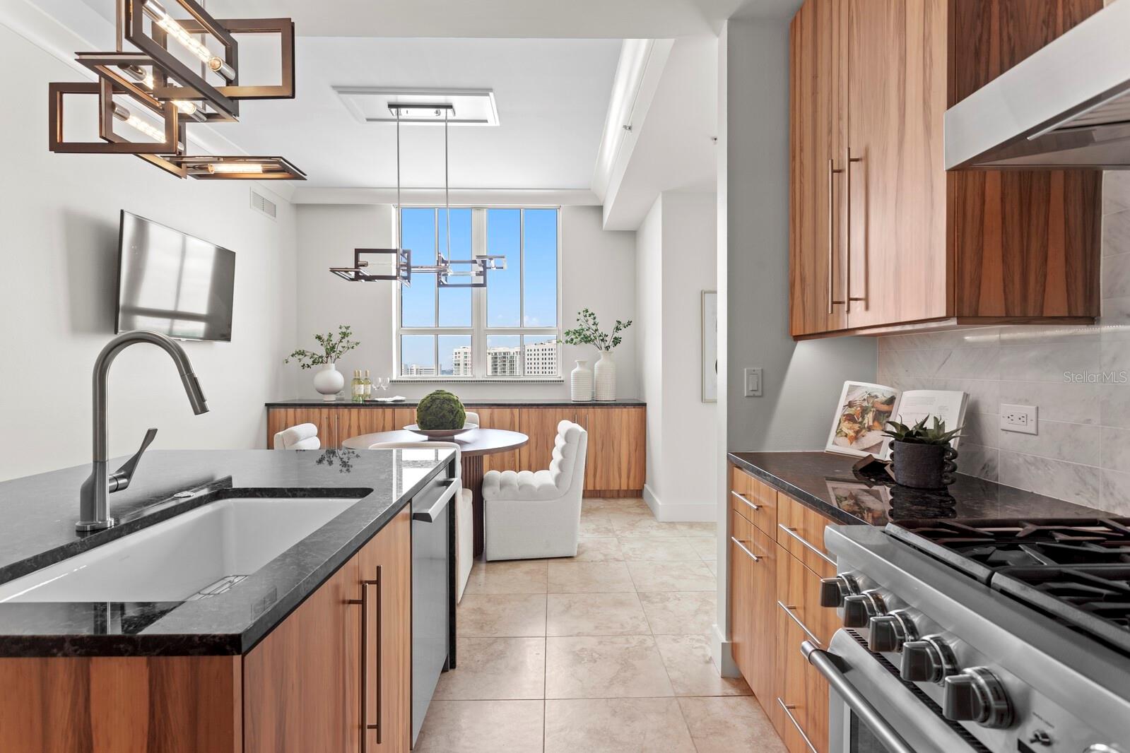A4666660 Property Photo