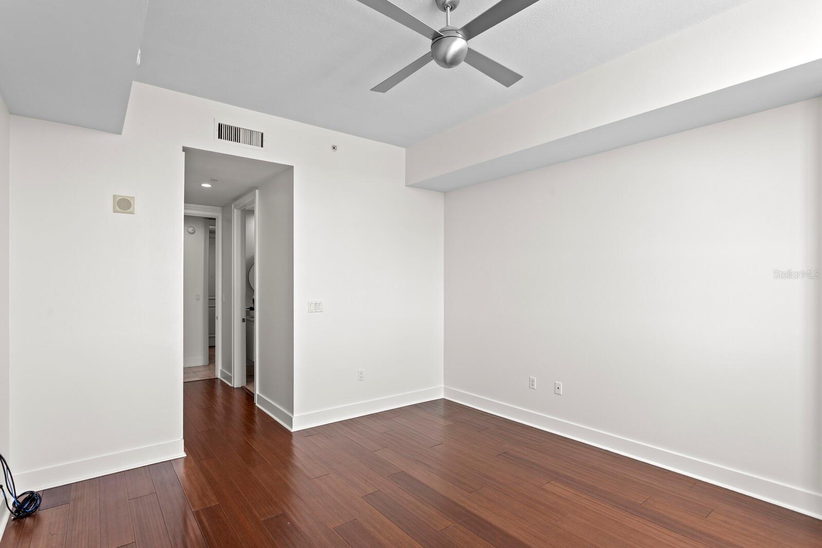 A4666660 Property Photo