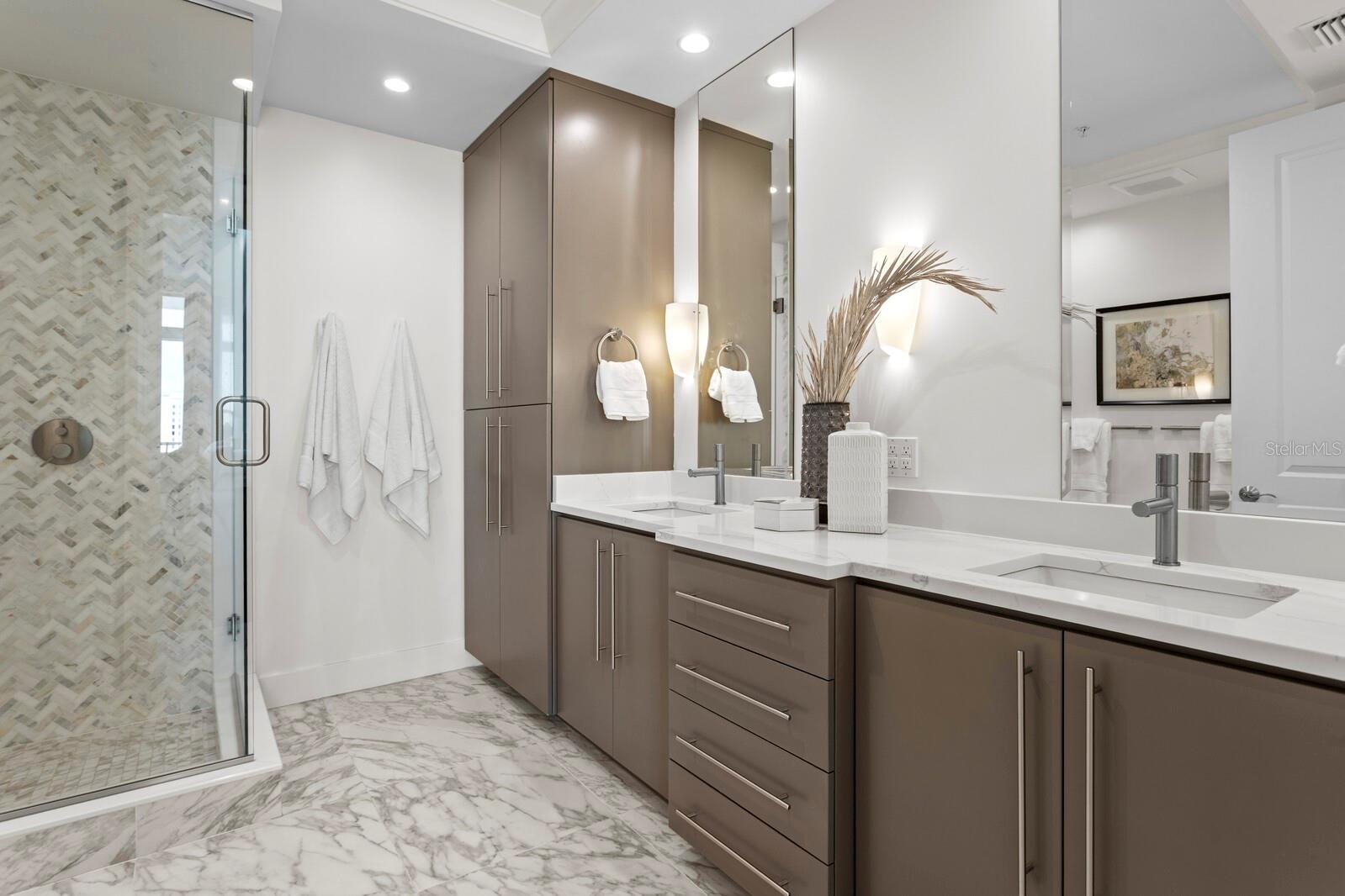 A4666660 Property Photo