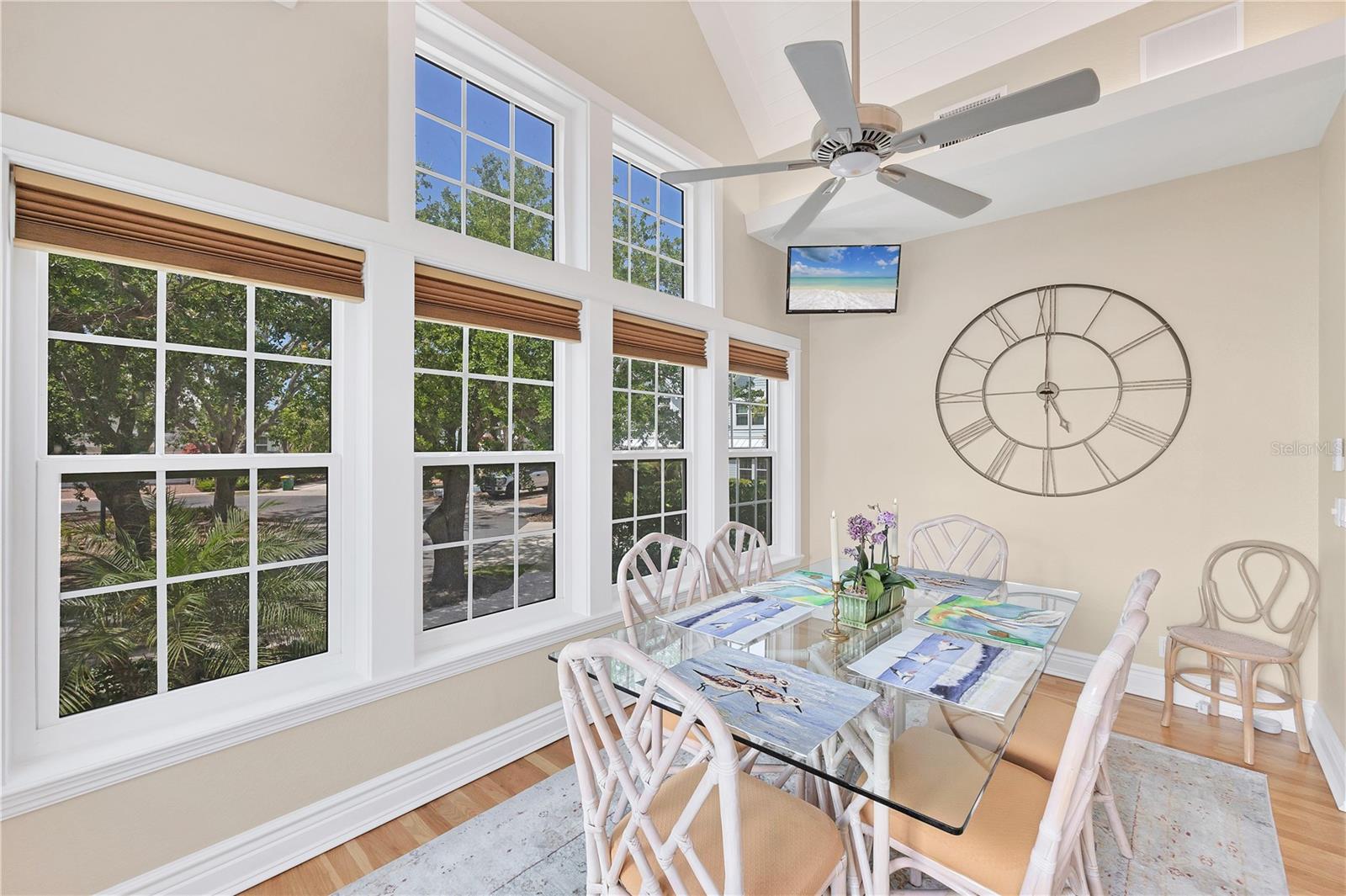 D6144009 Property Photo