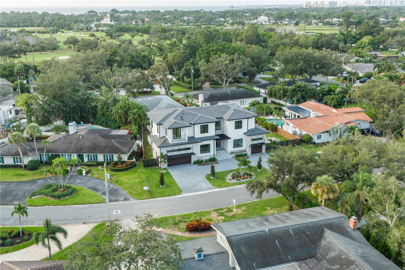 TB8432569 Property Photo