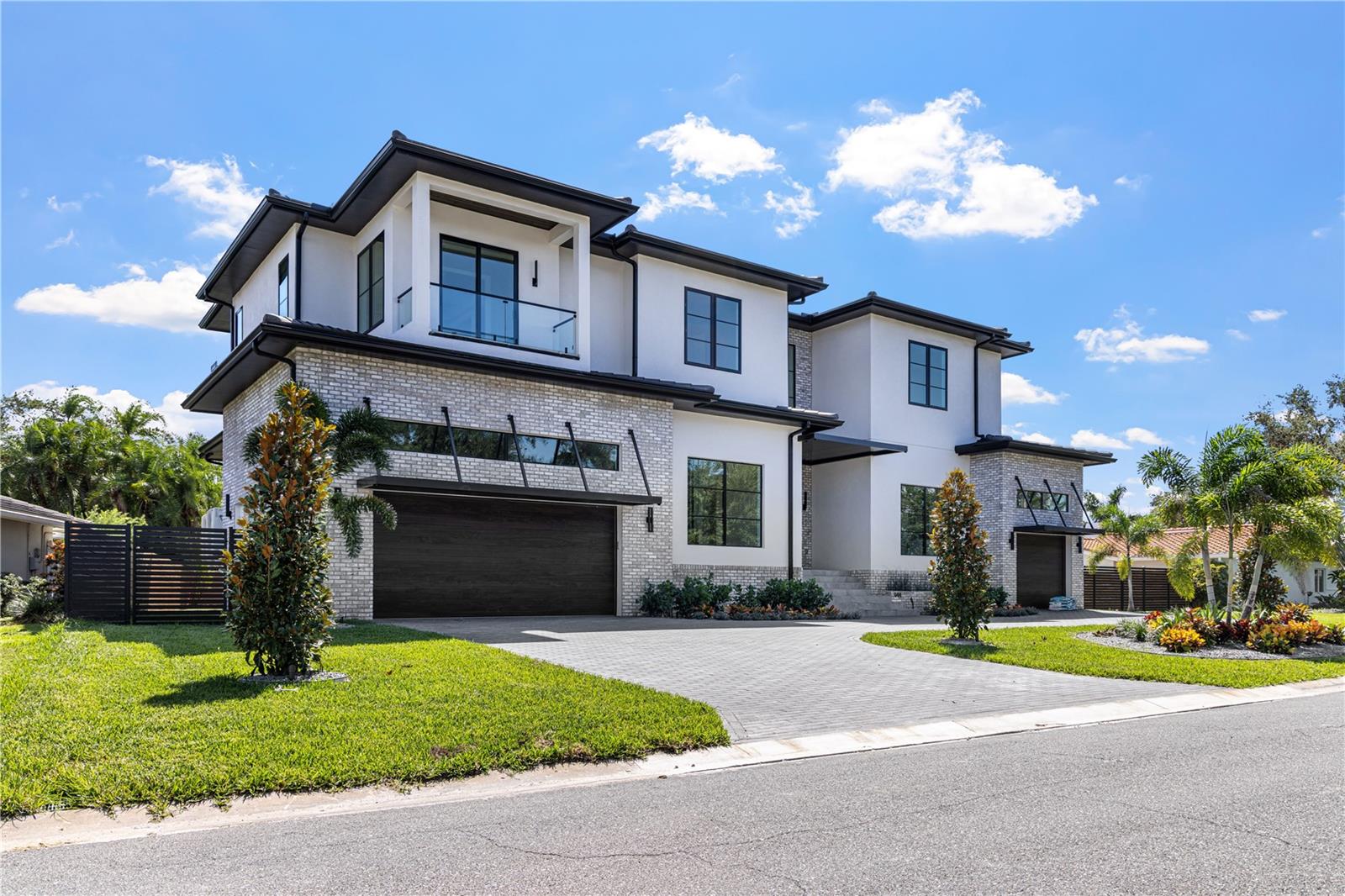 TB8432569 Property Photo