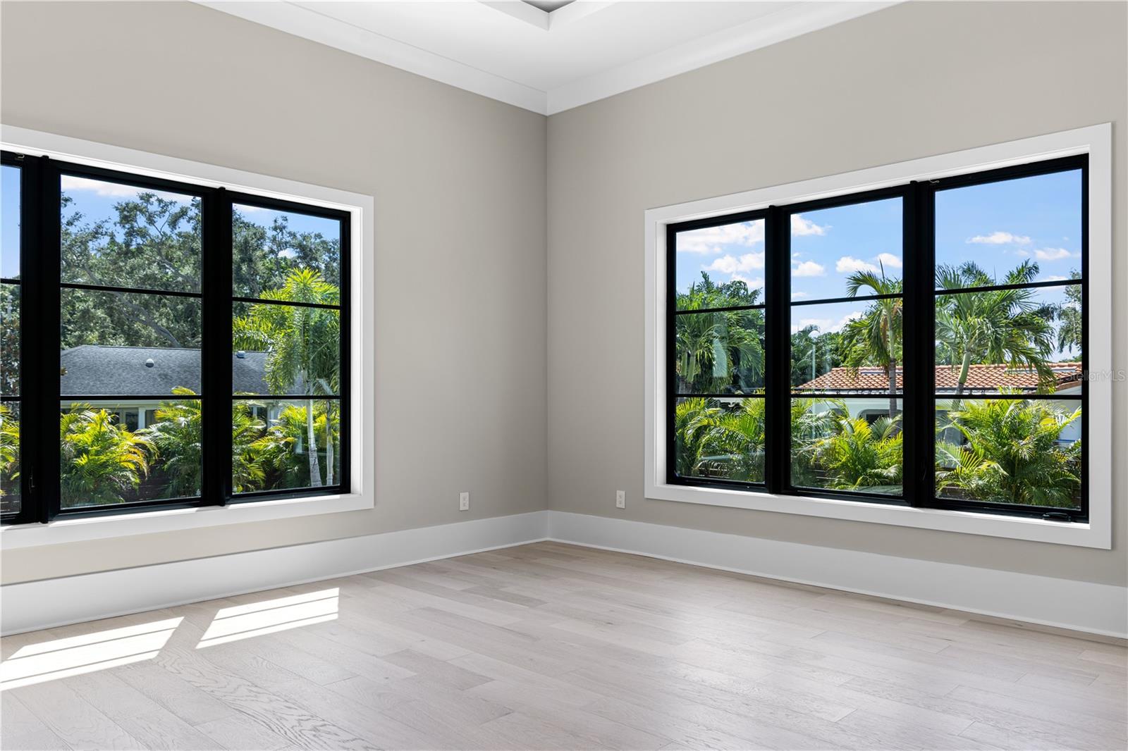 TB8432569 Property Photo