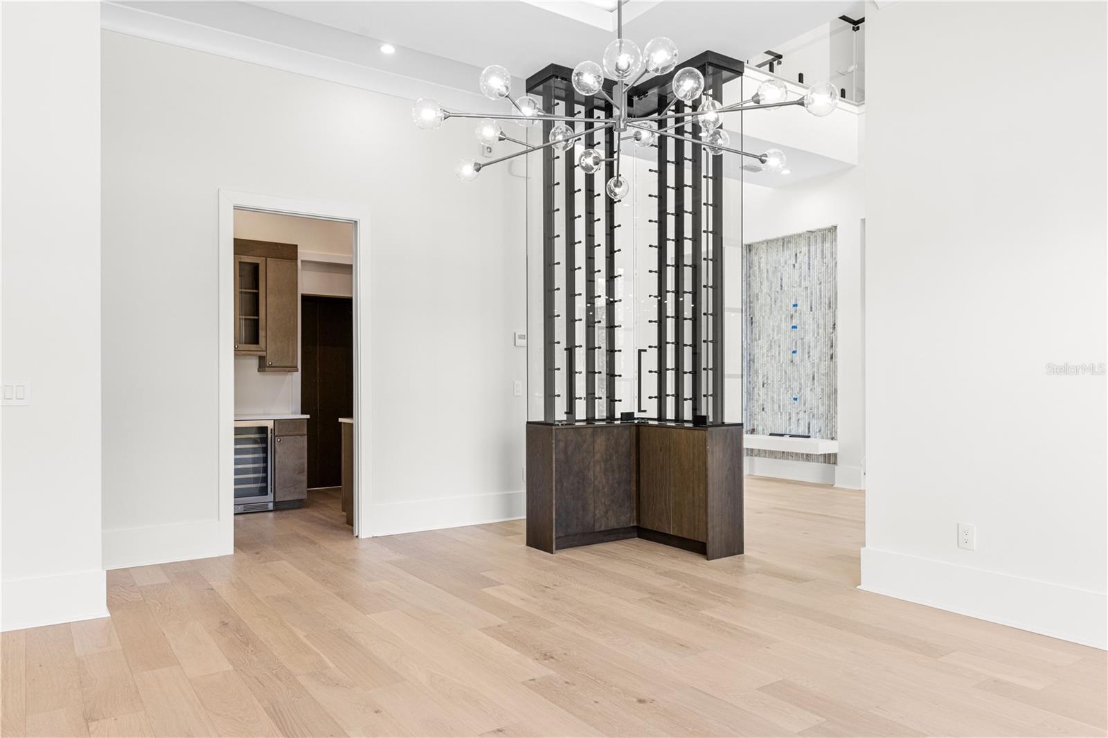 TB8432569 Property Photo