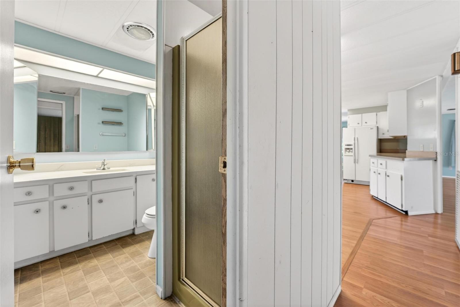 1014 SOUTHLAND DR, TAVARES, FL, 32778