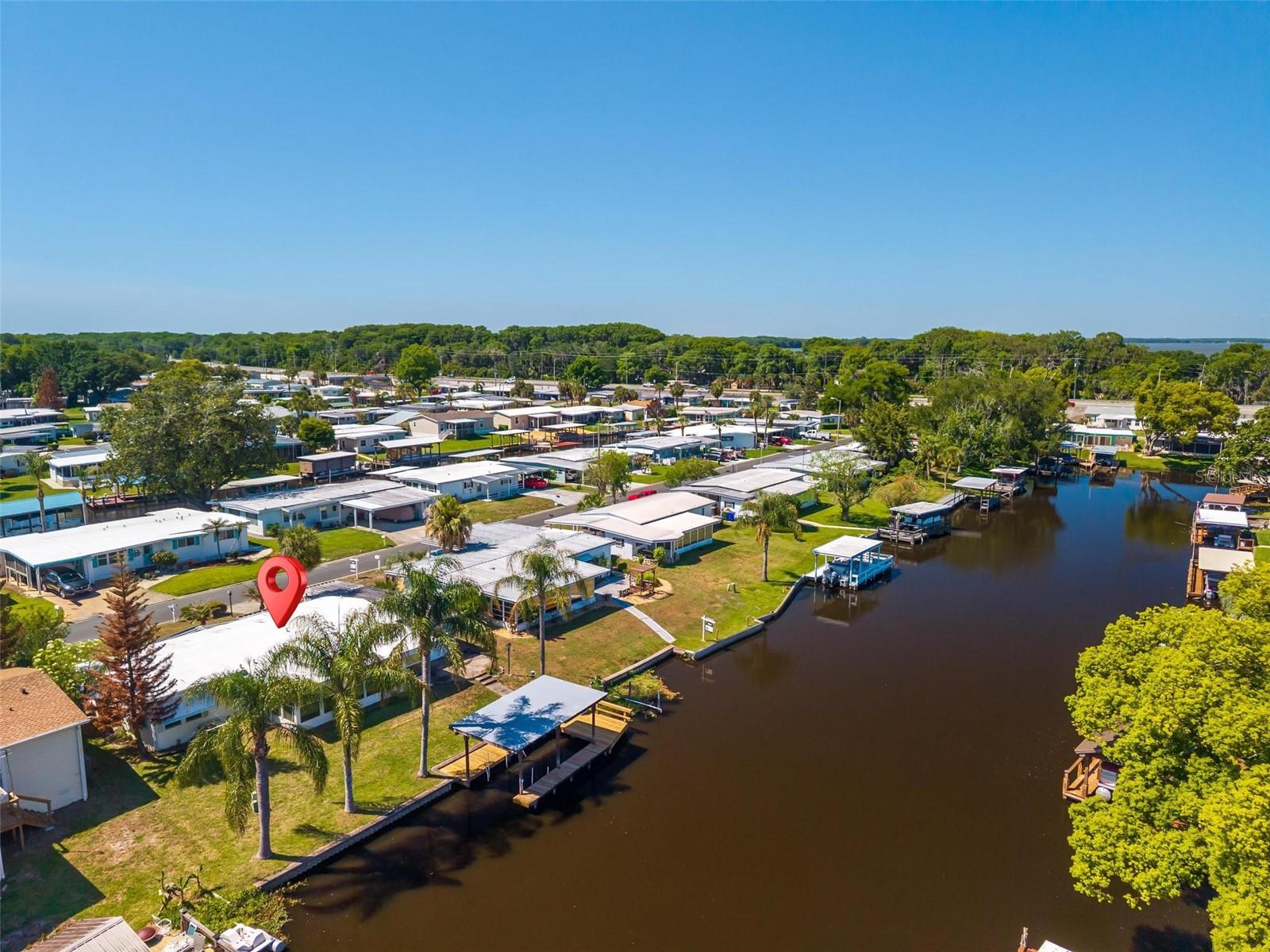 1014 SOUTHLAND DR, TAVARES, FL, 32778