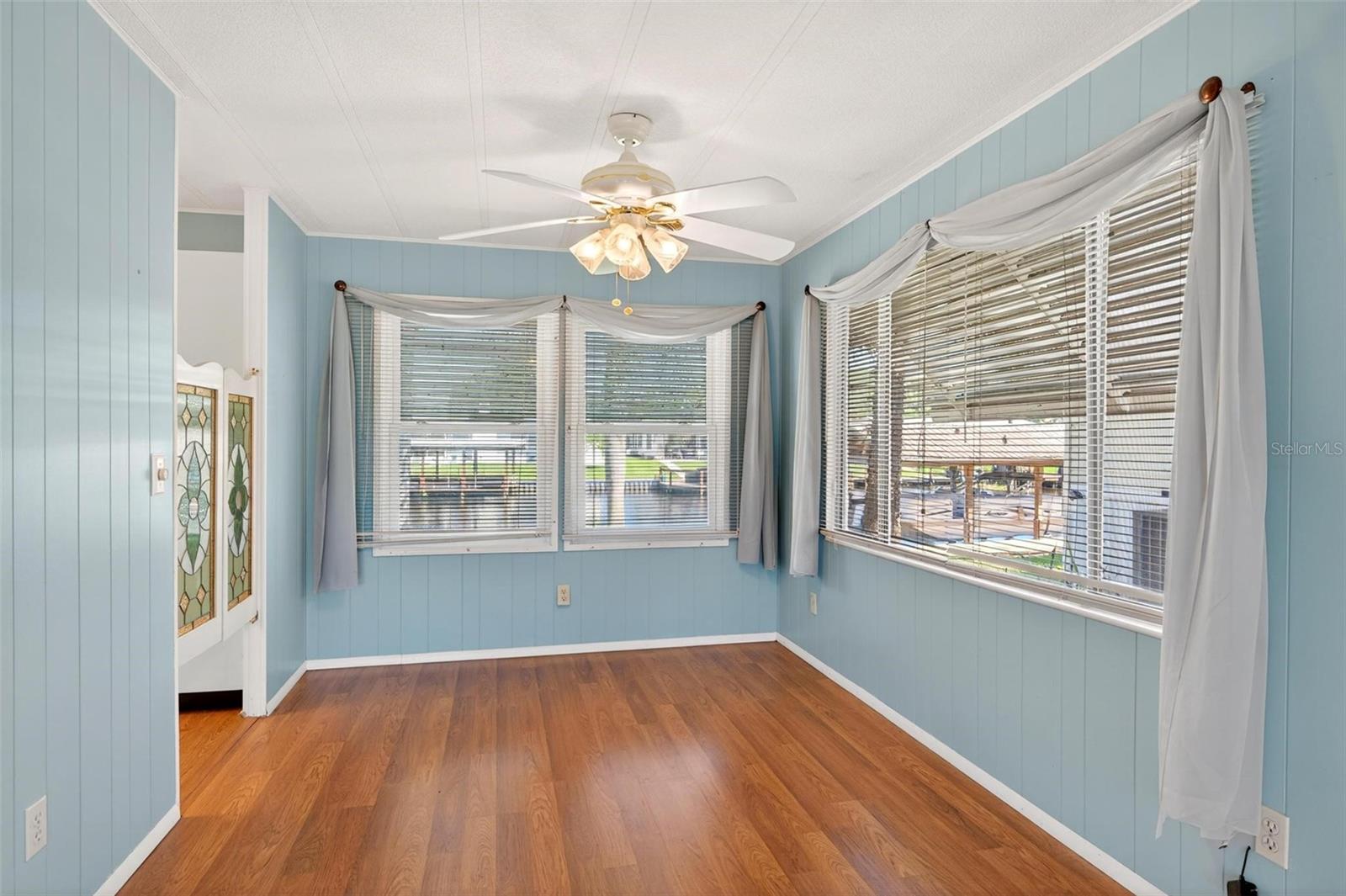 1014 SOUTHLAND DR, TAVARES, FL, 32778