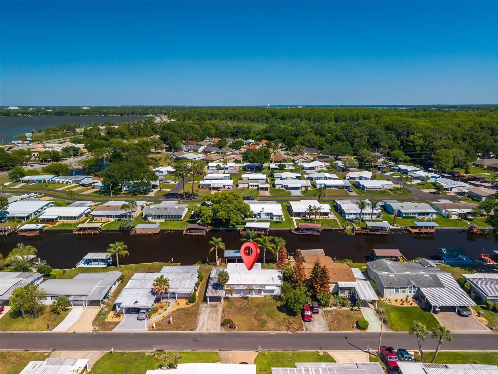 1014 SOUTHLAND DR, TAVARES, FL, 32778