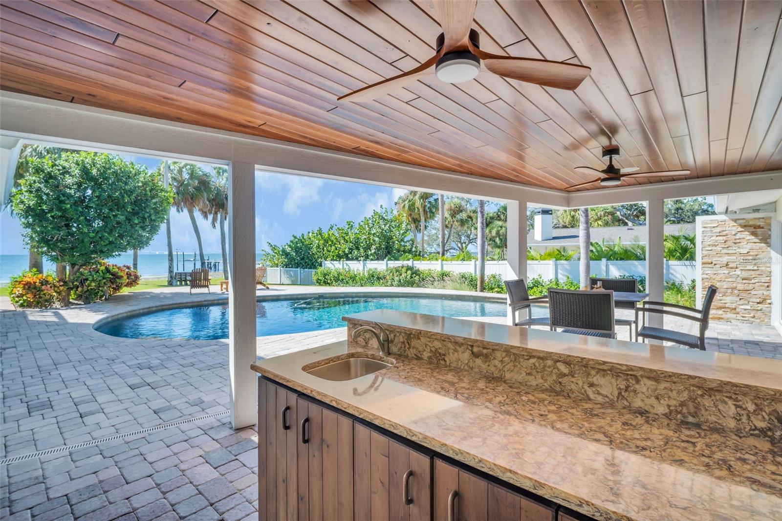 TB8432607 Property Photo