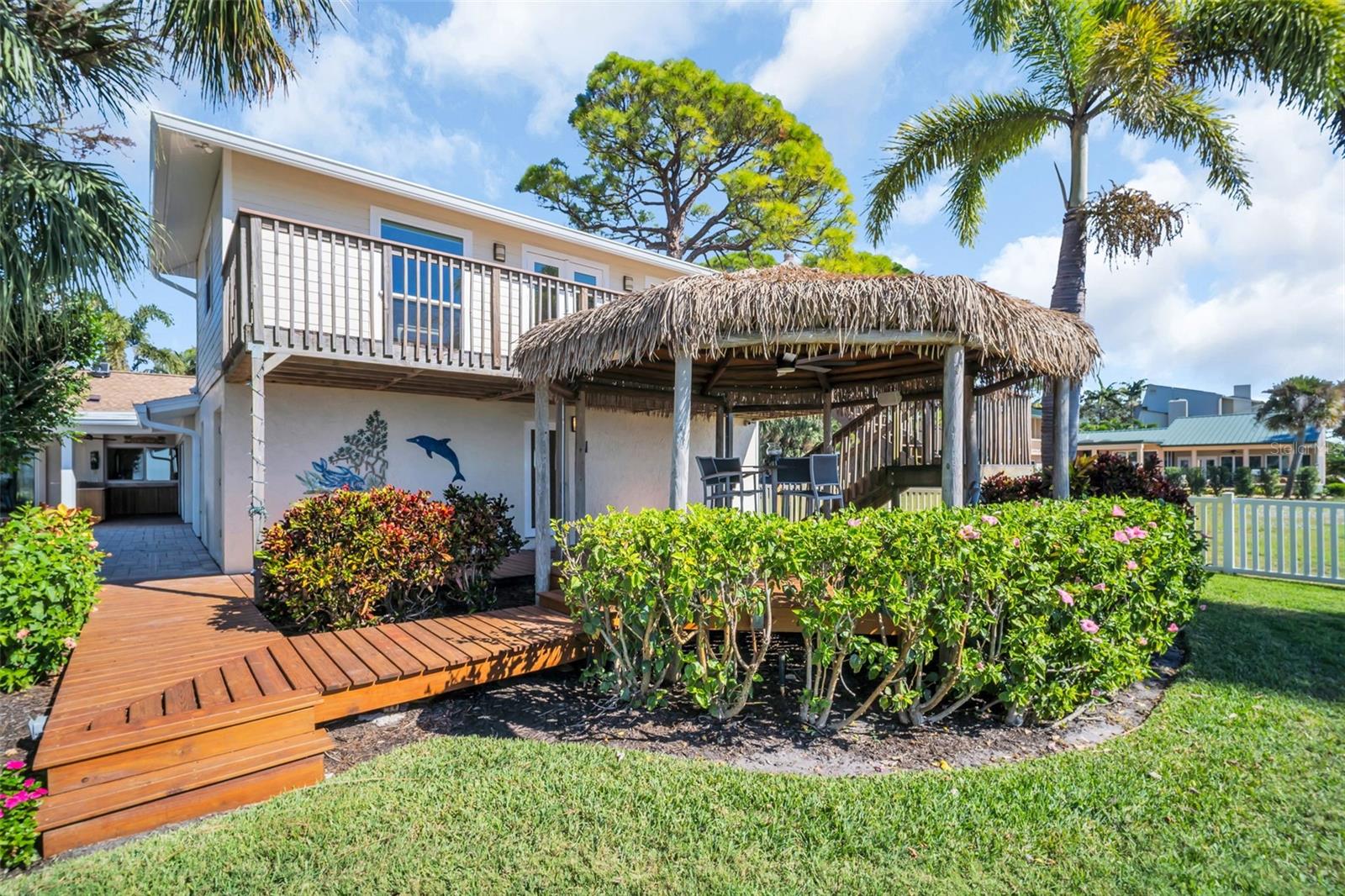 TB8432607 Property Photo