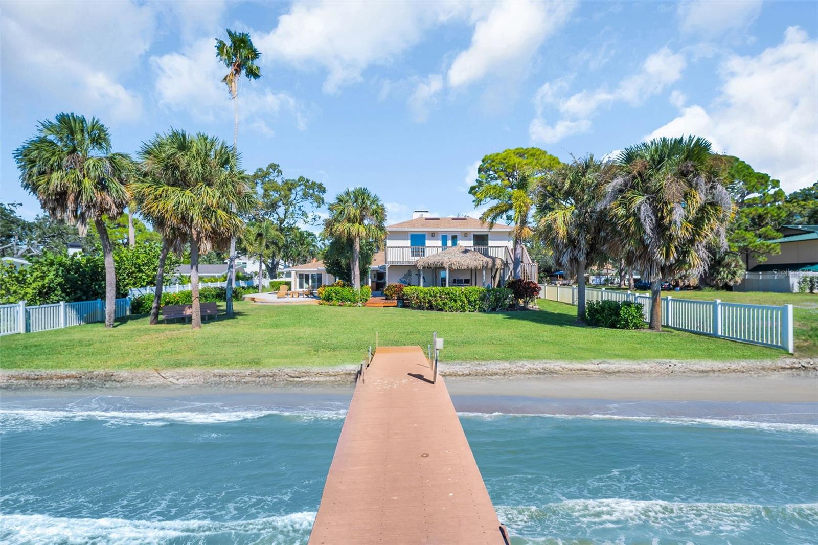 TB8432607 Property Photo