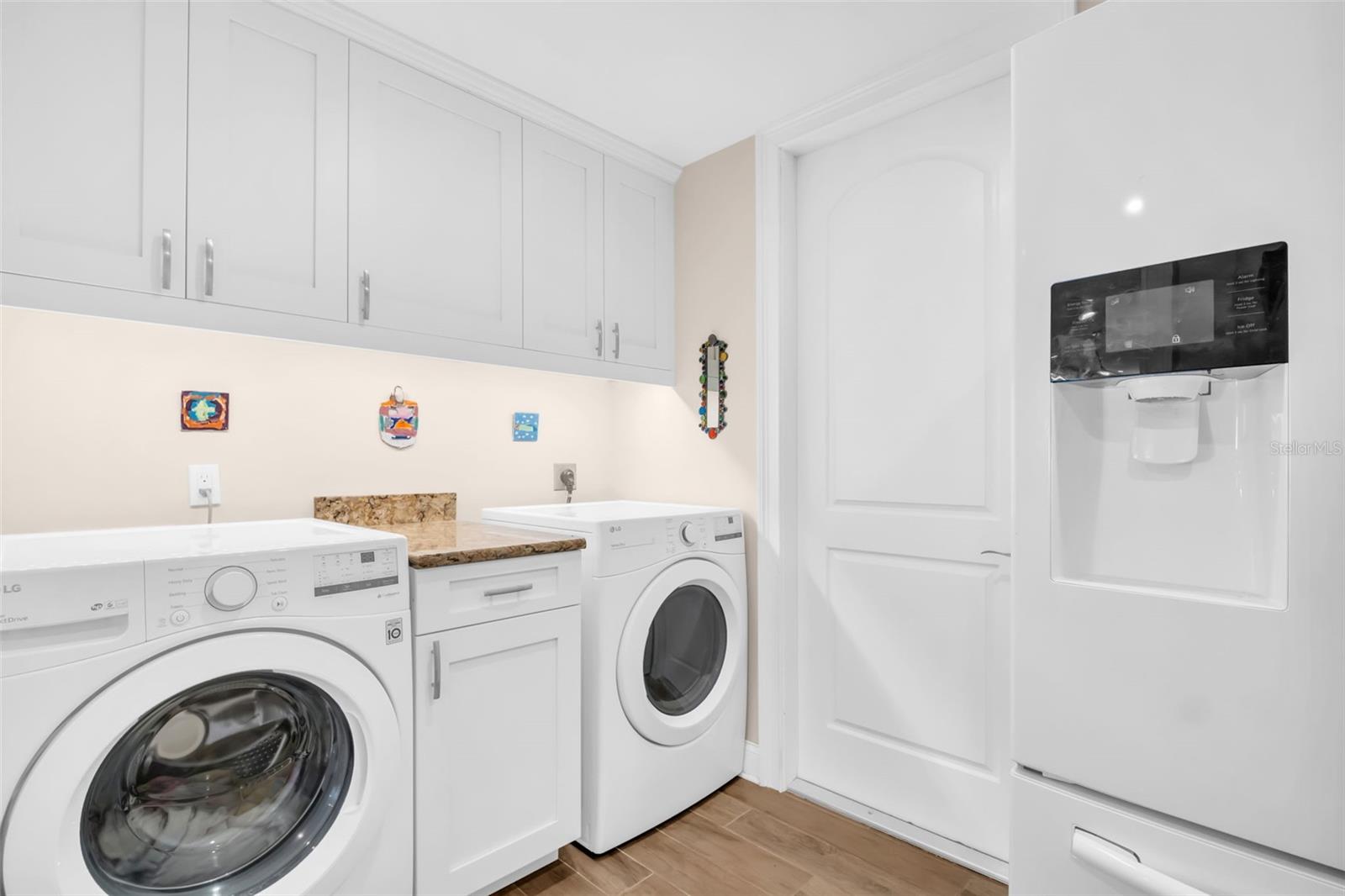 TB8432607 Property Photo