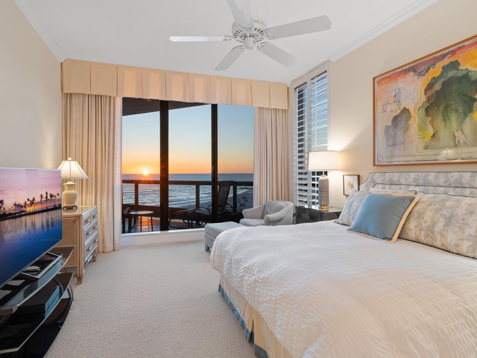 1281 GULF OF MEXICO DR #704, LONGBOAT KEY, FL, 34228