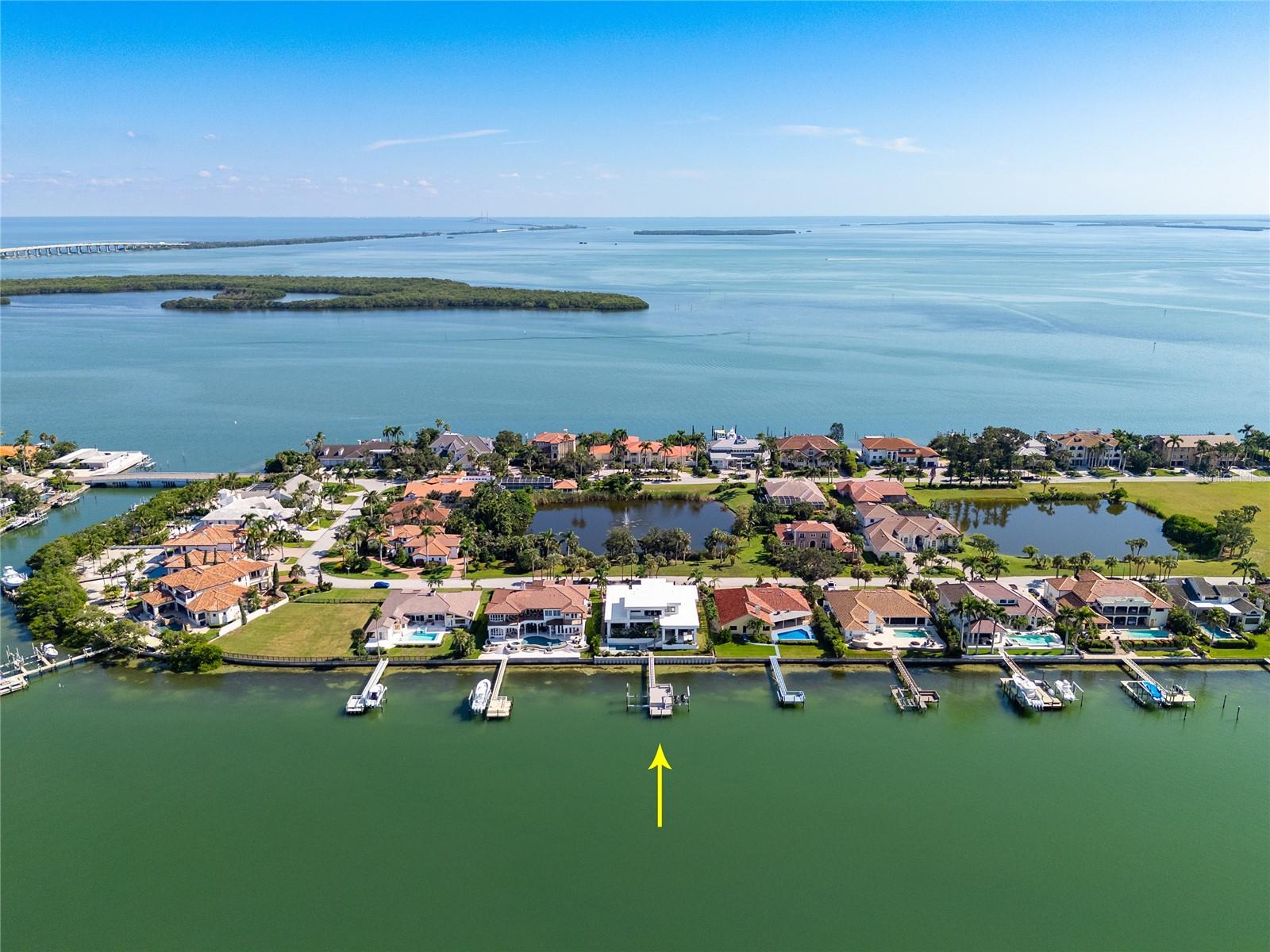 TB8432616 Property Photo