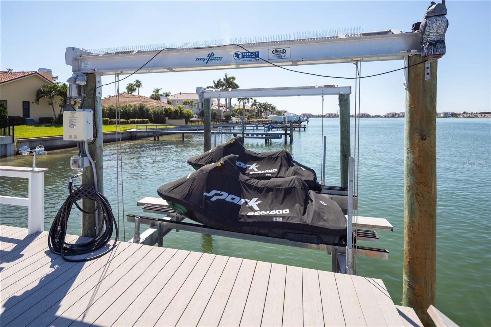 TB8432616 Property Photo