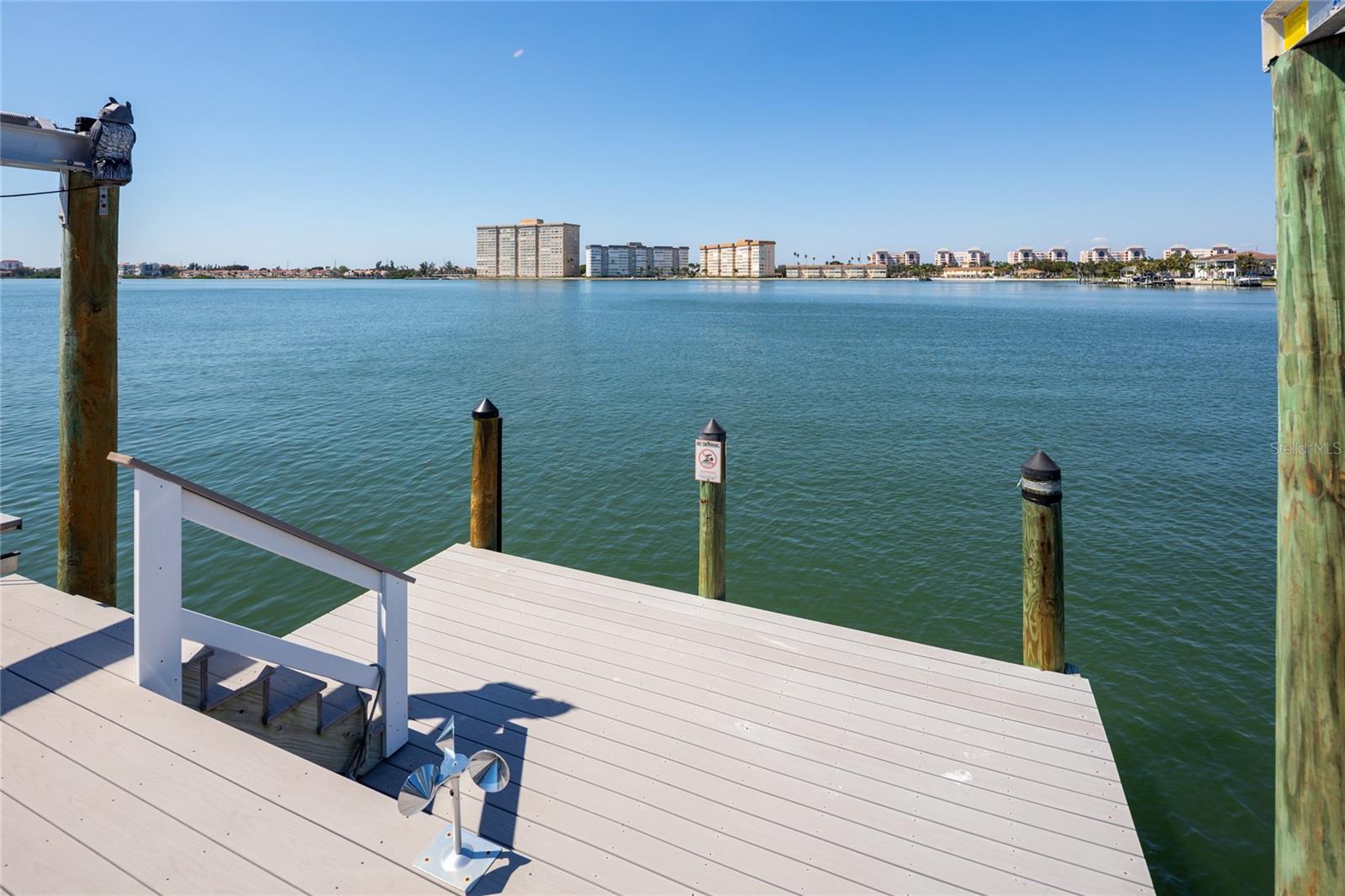 TB8432616 Property Photo